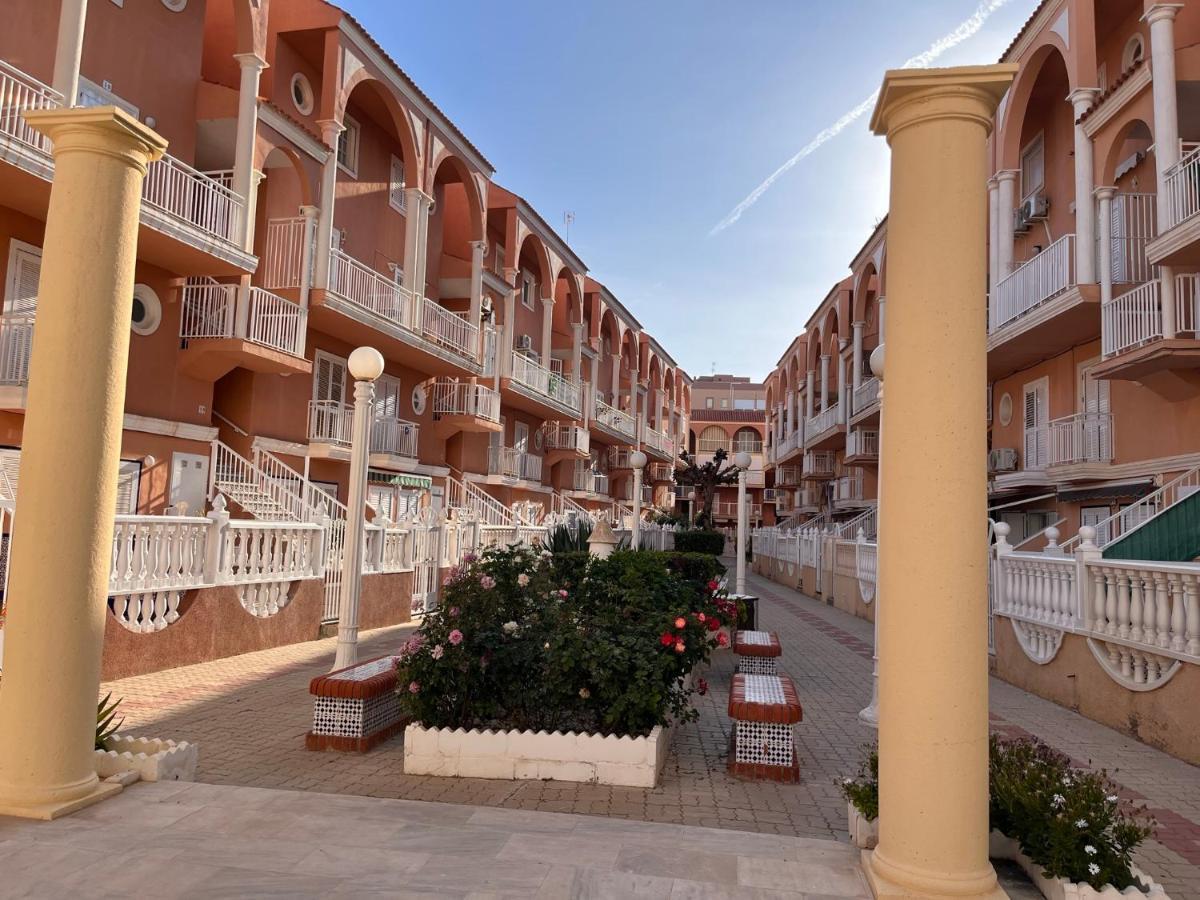 Apj Emperadores Apartment With Swimming Pool, 100 M From Beach La Mata La Mata  Zewnętrze zdjęcie